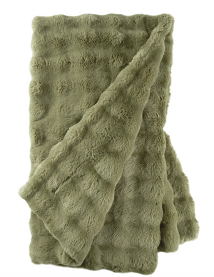 Fabulous Faux Fur Throw