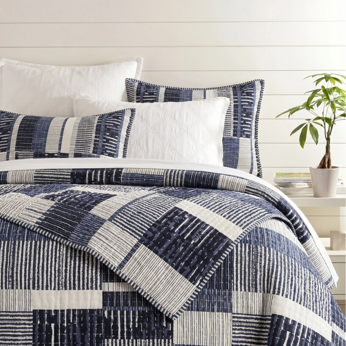 Fripp Resist Coverlet
