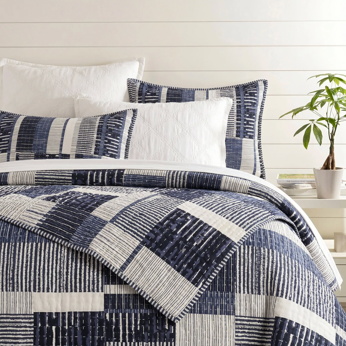 Fripp Resist Coverlet