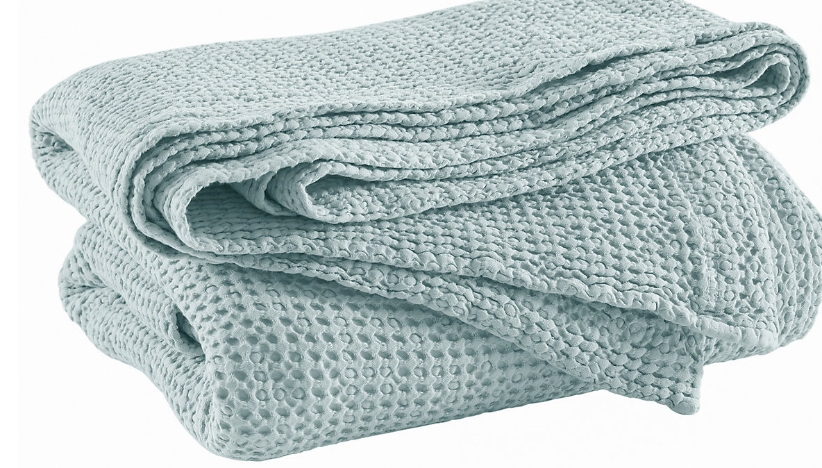 Matelasse throw 2025 blanket