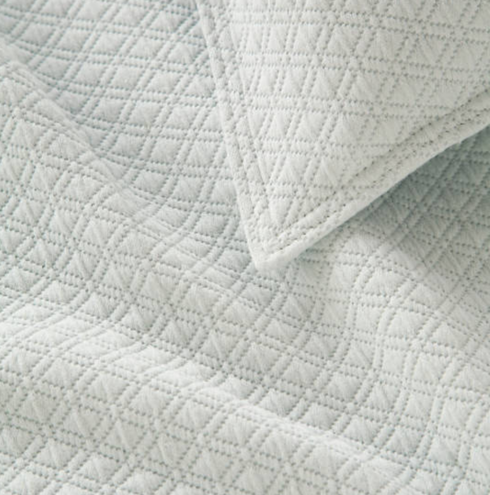Diamond Matelasse Coverlet - Revibe Designs